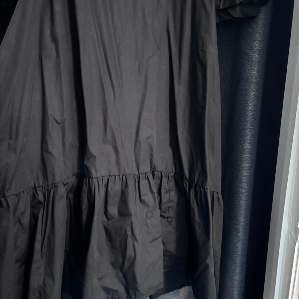 Women's Black V-Neck Puff Sleeve Midi Dress - Picture 3 of 4
